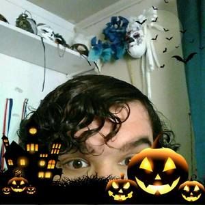 Meet your Posher, Adam